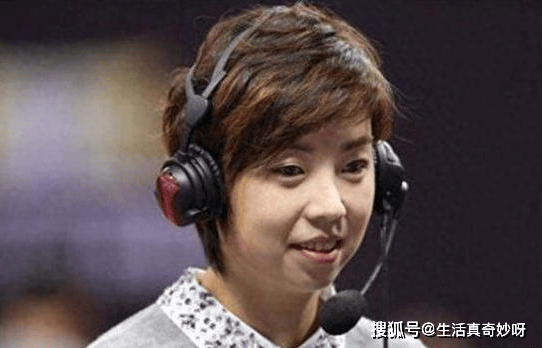 显年轻63岁富豪老公面容苍老儿子才4岁半B—sports必一43岁张怡宁气质出众(图2)